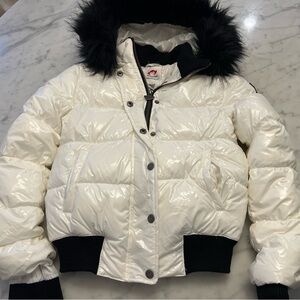 Appaman girls white puffer.